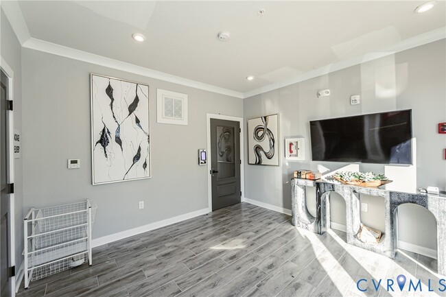 Building Photo - 6601 Citory Way