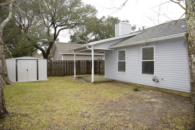 Building Photo - 3024 Blue Pine Ln