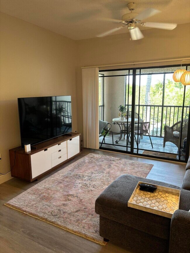 Building Photo - 3023 Alcazar Pl