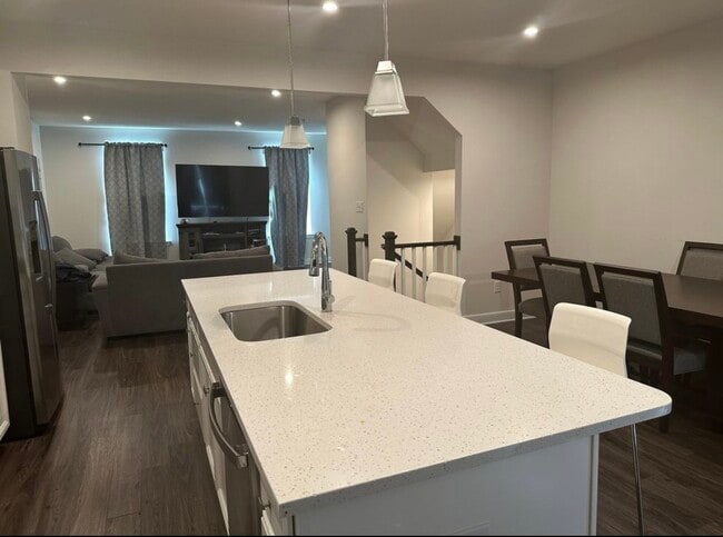 Building Photo - 6 Kohlmyer Dr