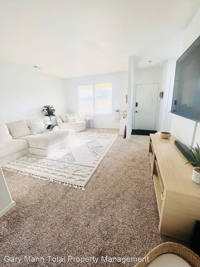 Building Photo - 3 br, 2.5 bath House - 714 N Penrose St