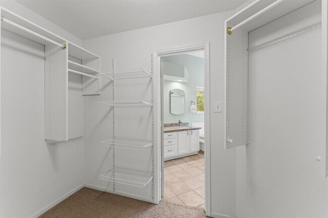 Building Photo - 43 W Gaslight Pl