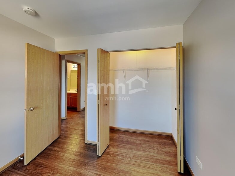 Building Photo - 1012 Mission Blvd