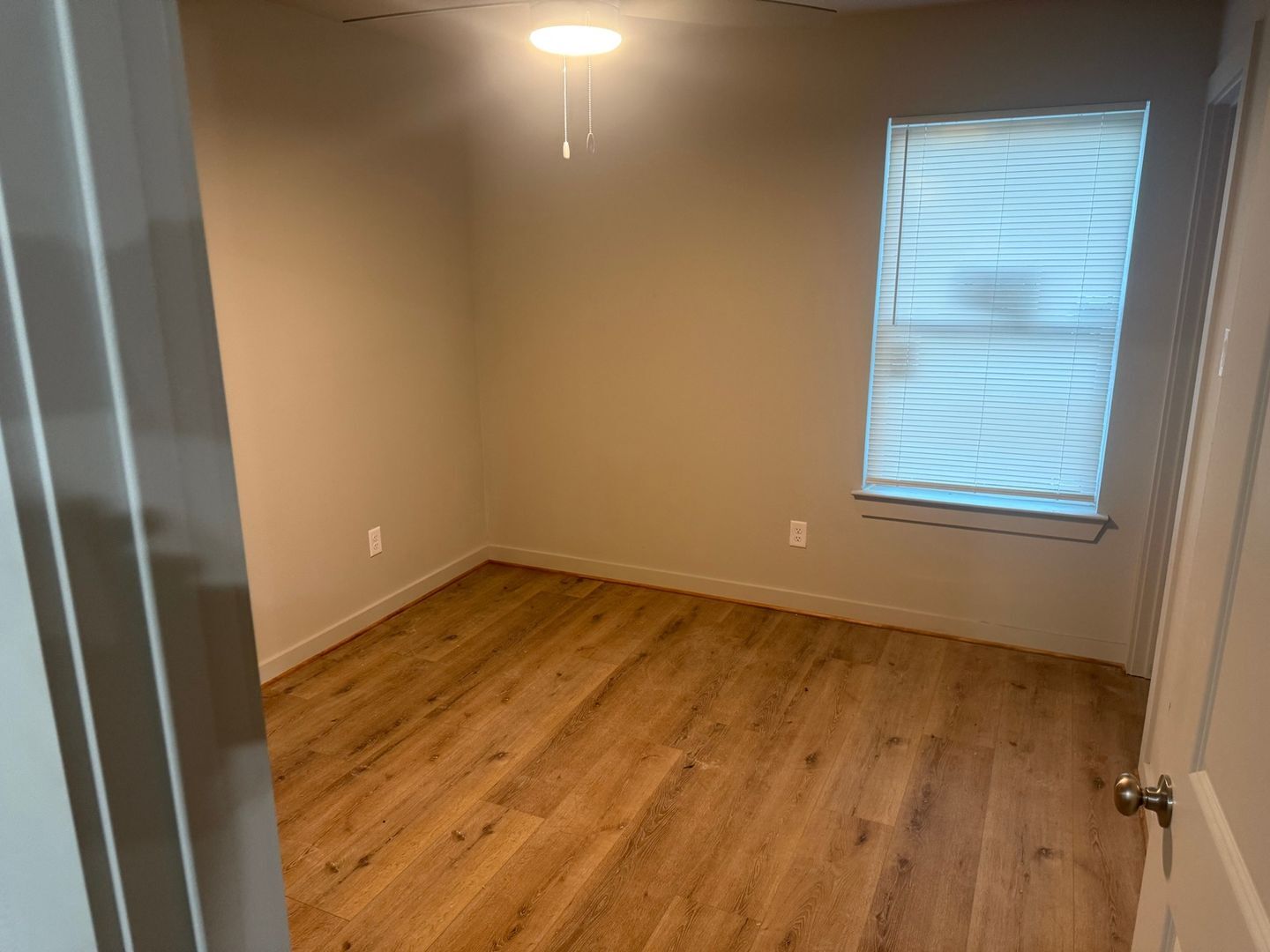 Building Photo - 151 Sleepy Meadow Dr