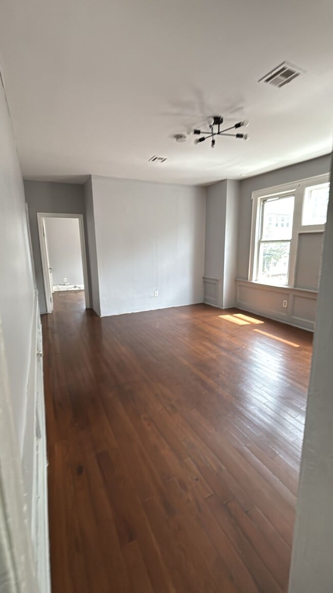 57 Fabyan 3R - 56 Fabyan Pl