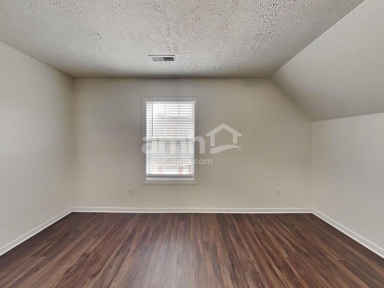 Building Photo - 3035 Evanback Ct