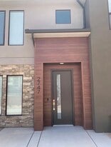 Building Photo - 2747 E Gray Birch Dr