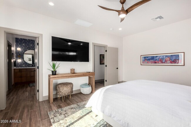 Building Photo - 2311 N 58th St