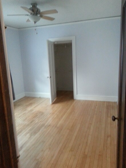 Building Photo - 1361-1363 N Hawley Rd