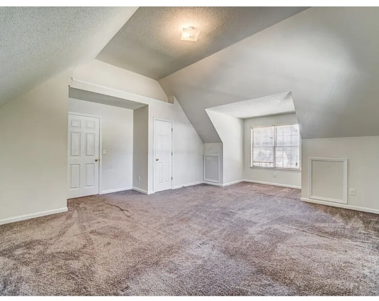 Building Photo - 4500 Idlewood Park