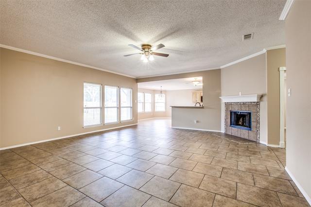 Building Photo - 14 Enchanted Ct