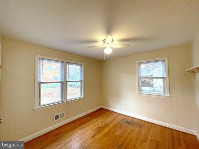 Building Photo - 3894 Old Washington Rd