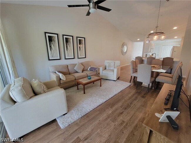 Building Photo - 4950 Deerfield Way