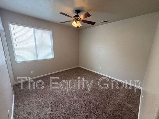 Building Photo - 1249 N Julieann St