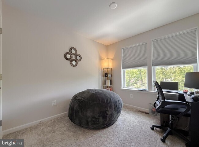 Building Photo - 23332 Sugar Pine Ln