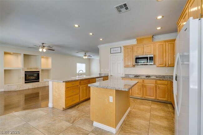 Building Photo - 9620 Sedona Hills Ct