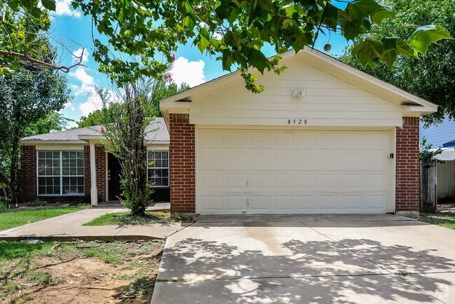 Building Photo - 8528 Gatlinburg Dr
