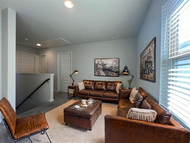 Building Photo - 124 Old Stage Coach Rd