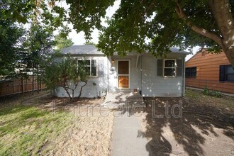 Building Photo - 4477 S Acoma St