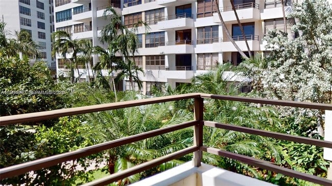 Building Photo - 600 Three Islands Boulevard