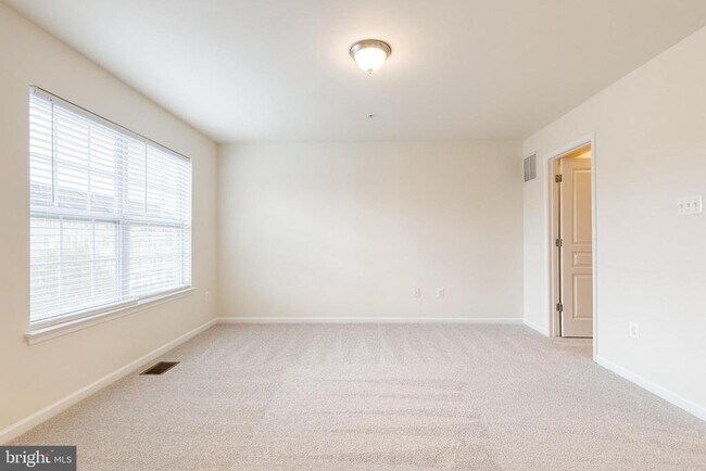 Building Photo - 1308 Ray Ln