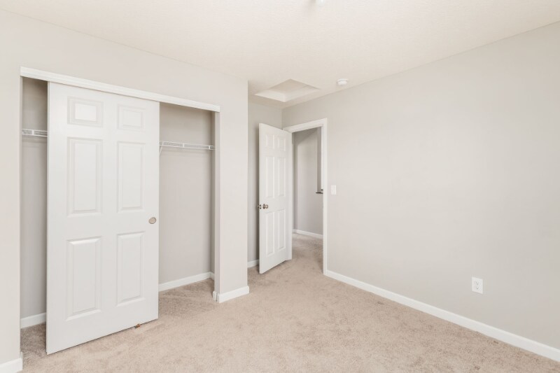 Building Photo - 3749 Mantle Dr