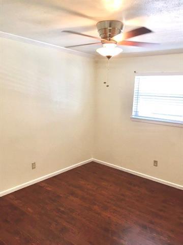 Building Photo - 3812 E Washburn Ave