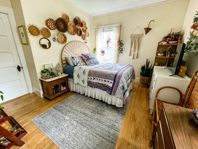 Bedroom 2 - 415 Highland St