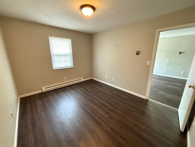 Building Photo - 1155 KY-3057