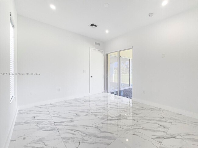 Building Photo - 149 Southeast Cor. Arno