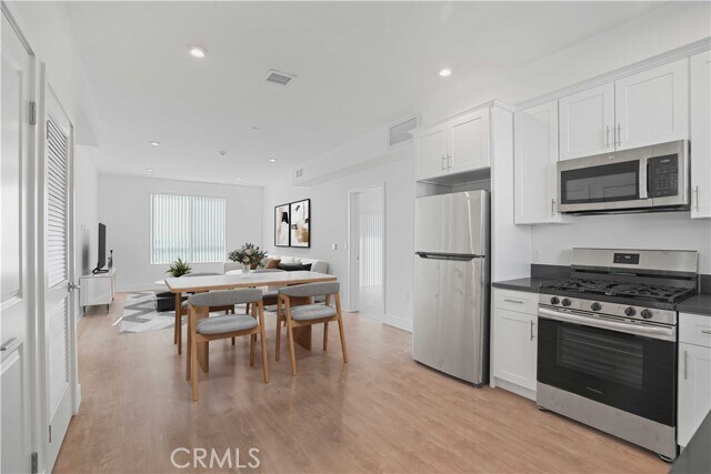 Building Photo - 8750 Sepulveda Blvd