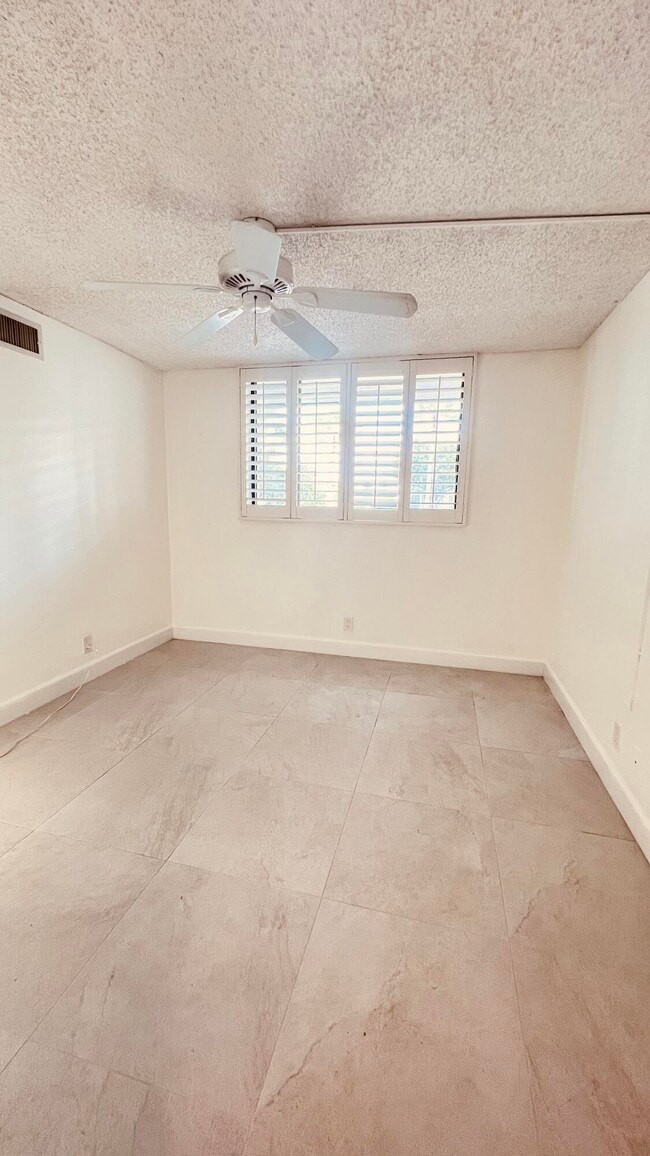 Building Photo - 4381 Trevi Ct