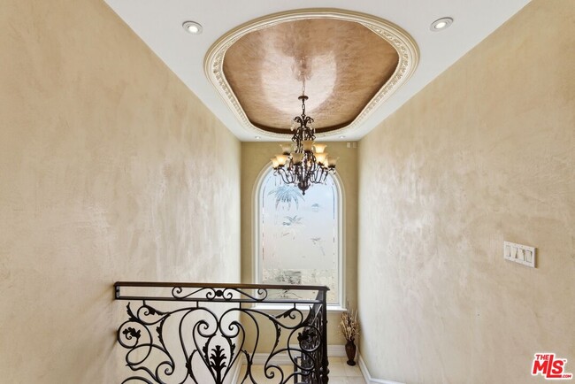 Building Photo - 2023 Parnell Ave