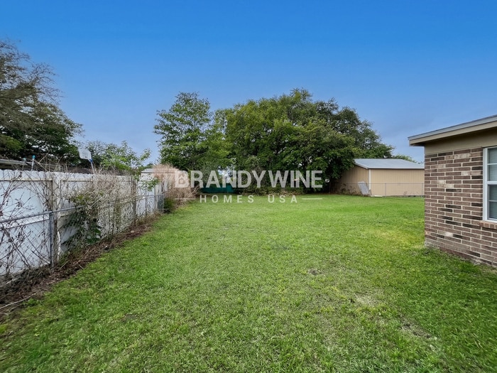 Building Photo - 8409 Red Holly Ln