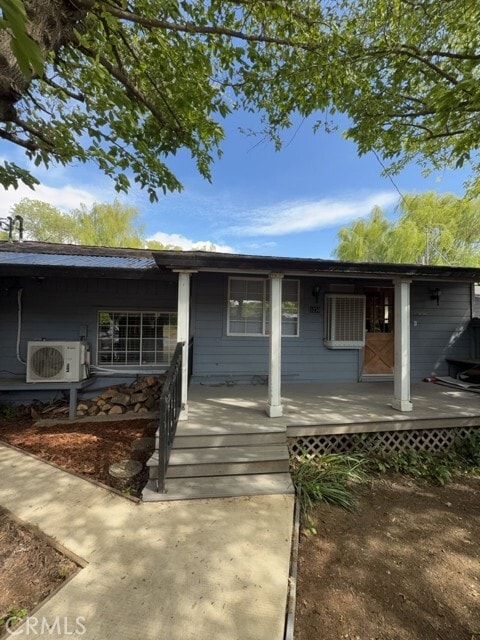 Building Photo - 3230 Lakeshore Blvd