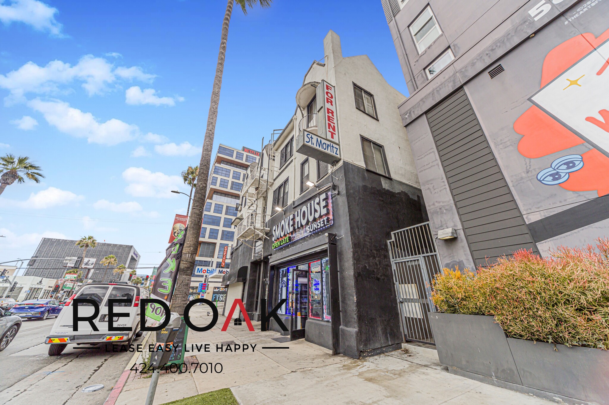 Building Photo - 5849 Sunset Blvd