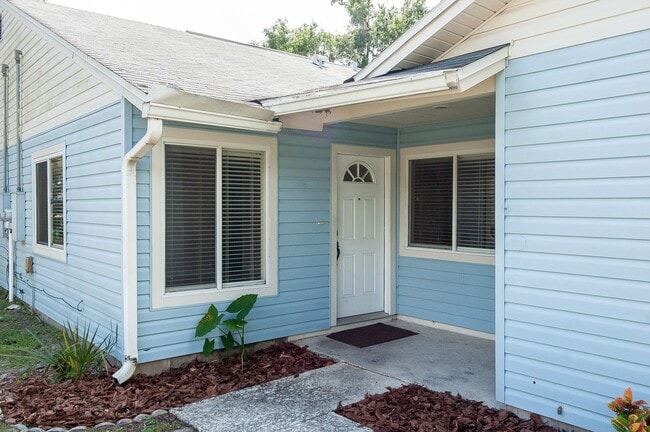 Primary Photo - Maitland Near Sunrail
