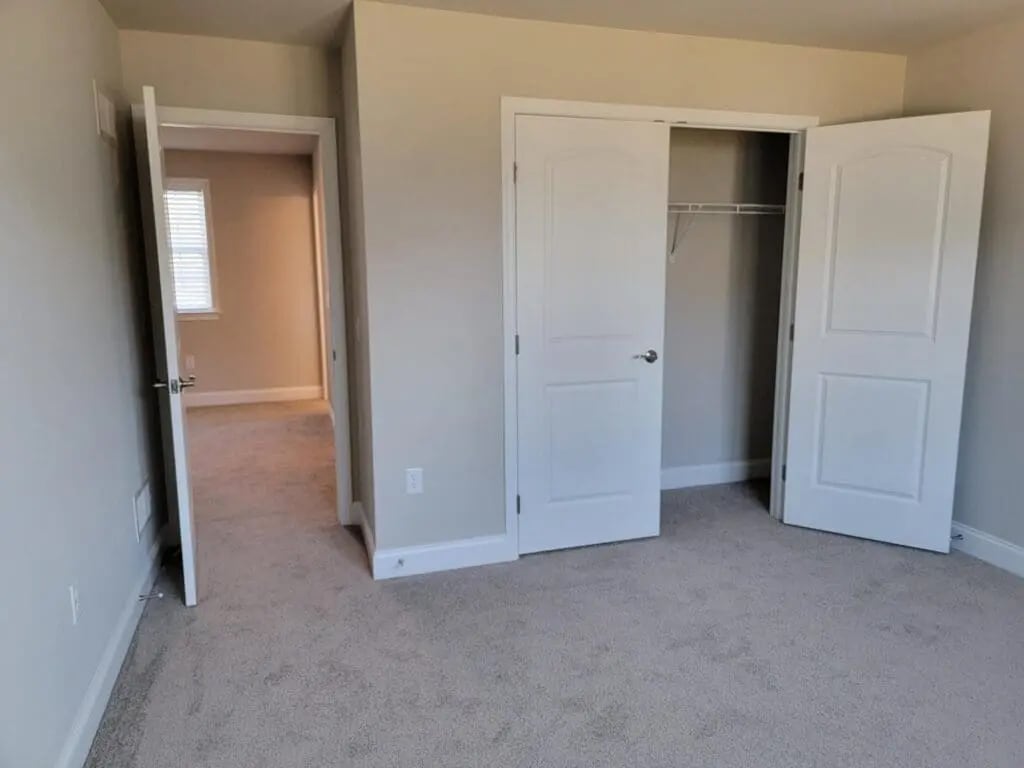 Building Photo - 605 White Chapel Rd