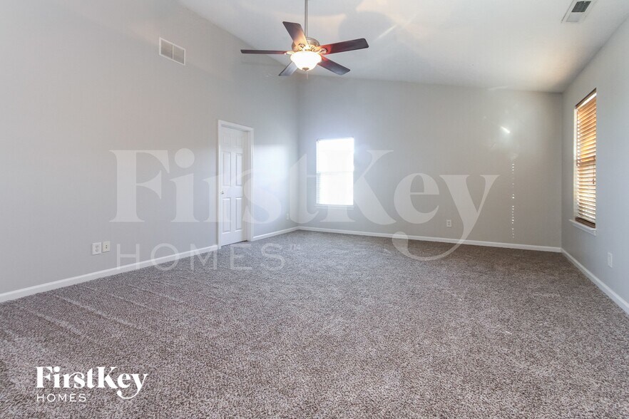 Building Photo - 2331 Salem Park Ct