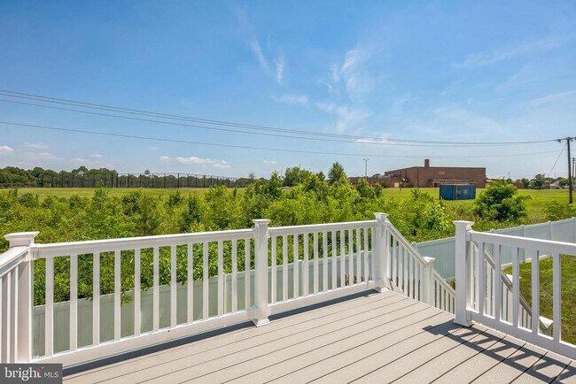 Building Photo - 14 Candleberry Dr