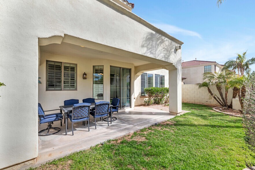 Building Photo - 3305 E Windsor Dr