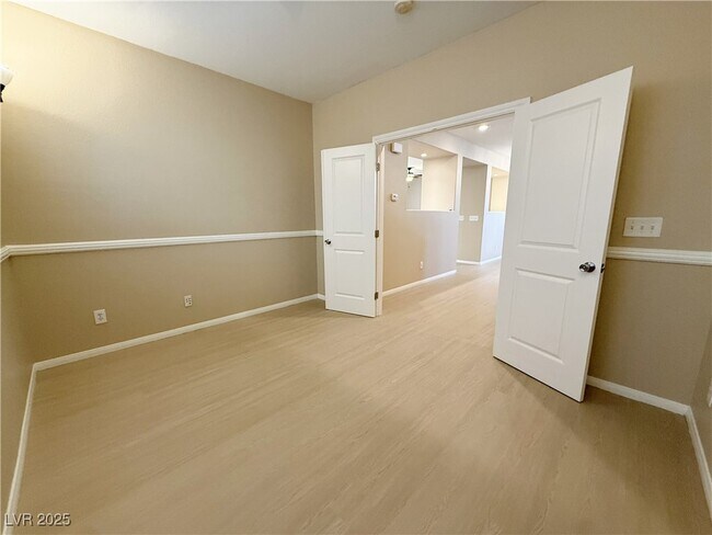 Building Photo - 11143 Ash Mountain St