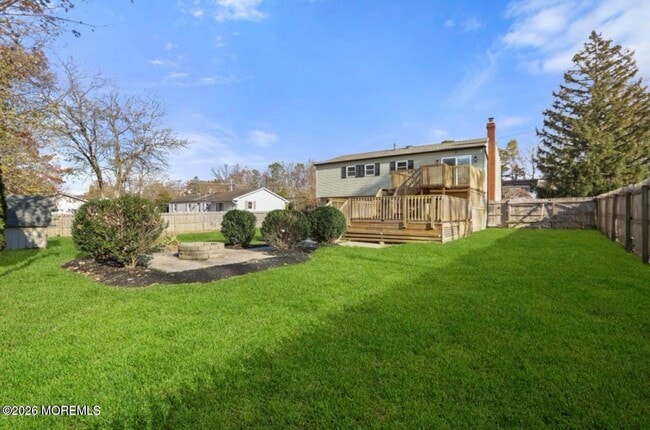 Building Photo - 112 Manhattan St