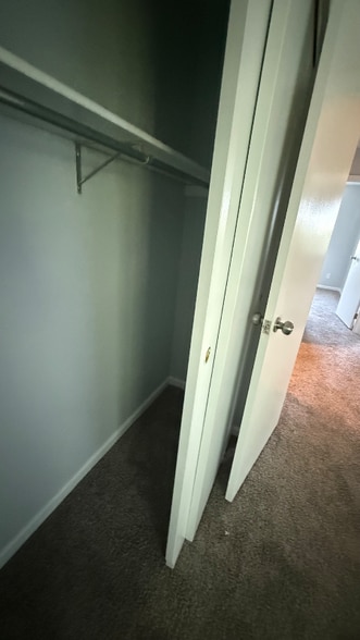 Building Photo - 7616 Pons Ln