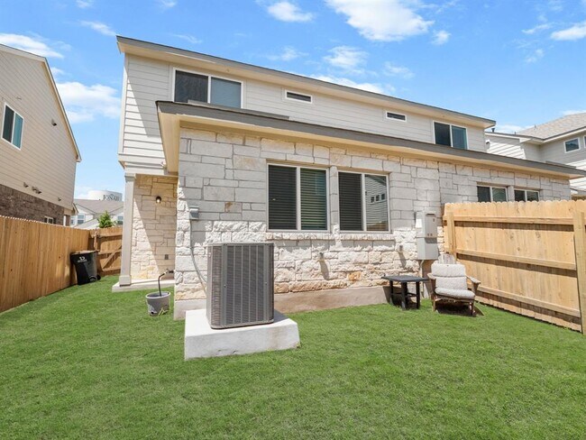 Building Photo - 145 Yearling Wy