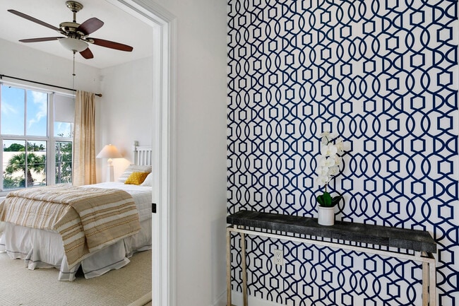 Building Photo - 3960 N Flagler Dr