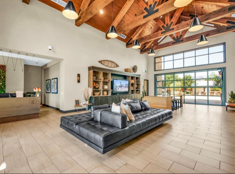 Building Photo - 287 Huntington Ave