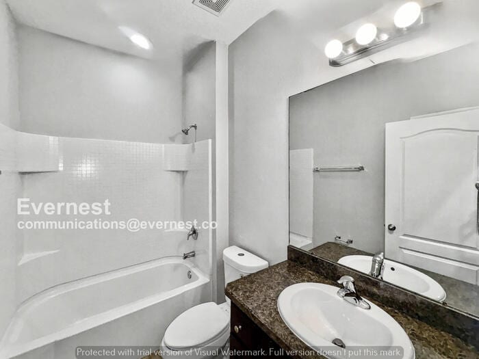 Building Photo - 11602 Warren Oaks Pl