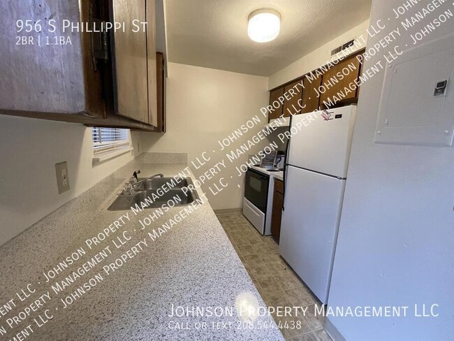 Building Photo - Discover Your Ideal Home at Phillippi Plac...