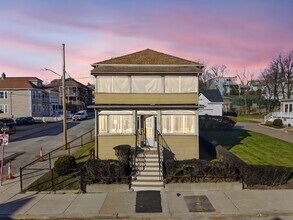 Building Photo - 113 Minot St